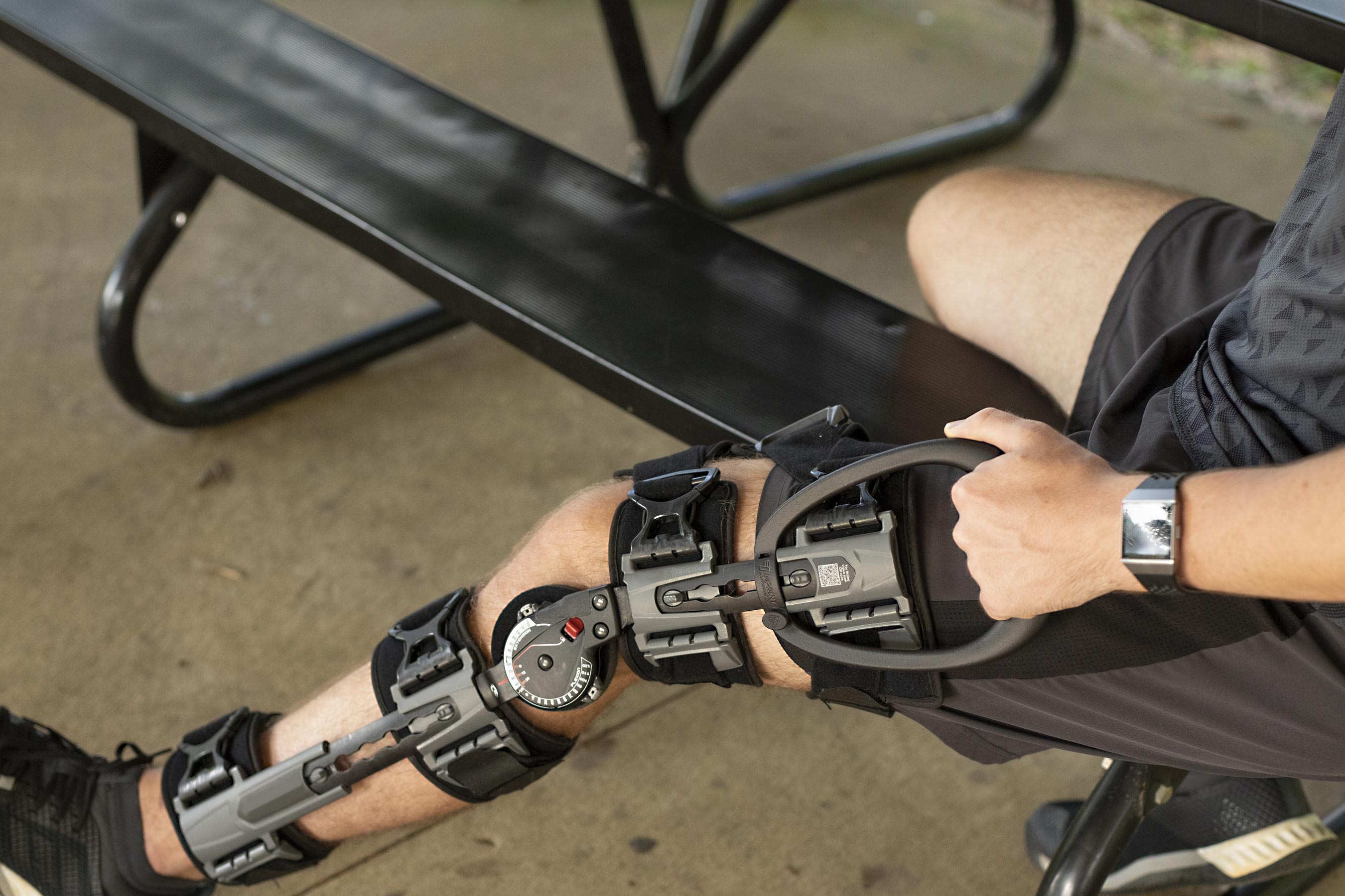 How to Choose the Right Post-Op Knee Brace: A Complete Guide